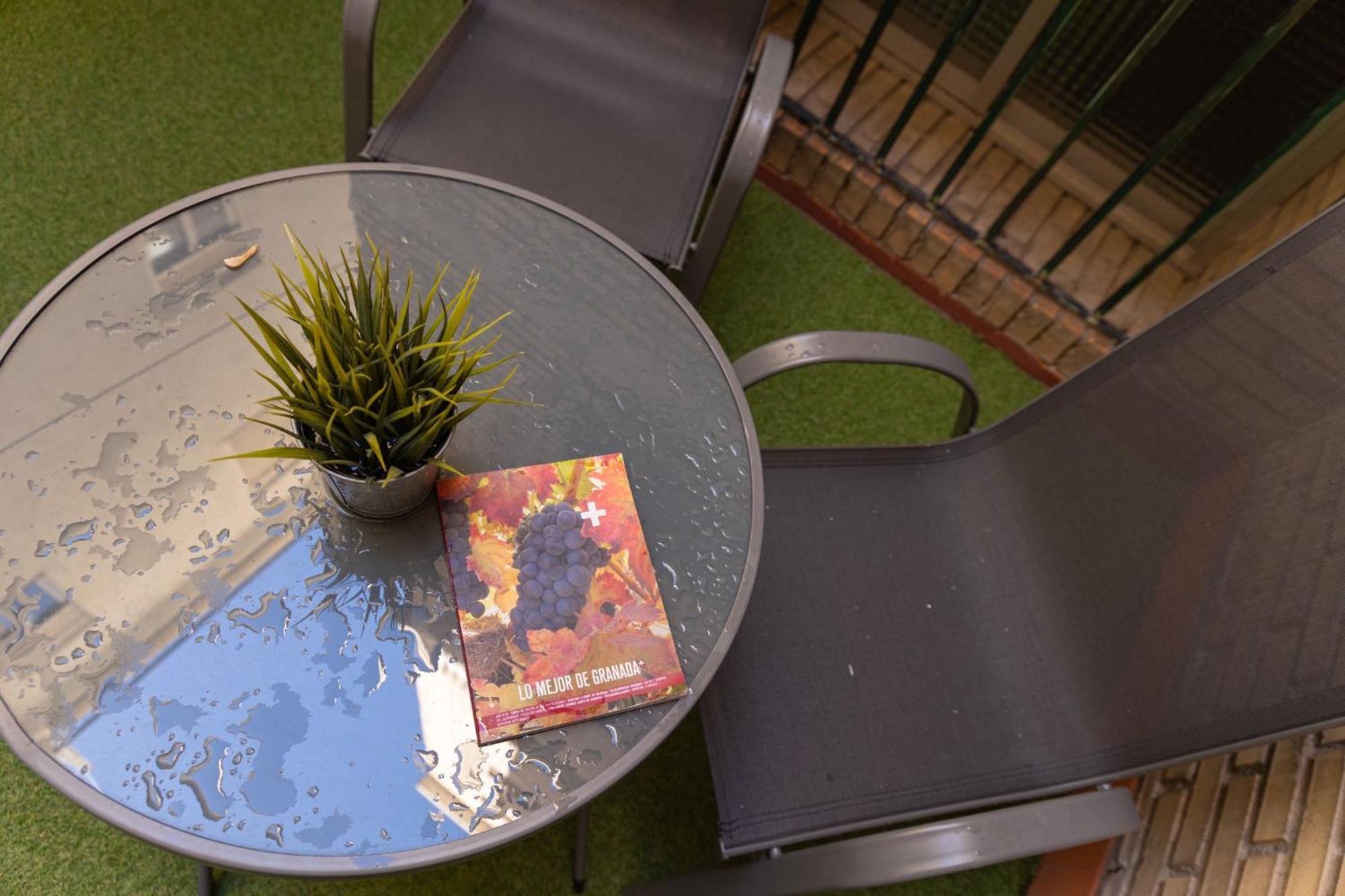 Jardines Del Triunfo Apartamentos กรานาดา ภายนอก รูปภาพ